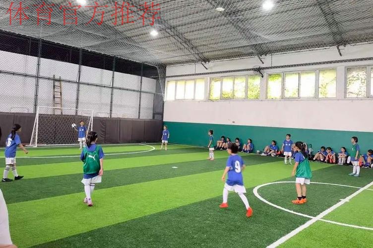 国脚公益行浦玮化身多角色言传身教 期待中青赛培育女足未来 国脚公益行浦玮化身多角色言传身教 期待中青赛培育女足未来